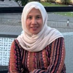 Dr. SRI SUPIYATI, M.Pd.Si.